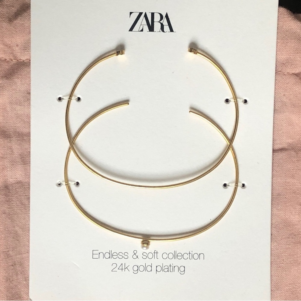 Zara bracelets set.
